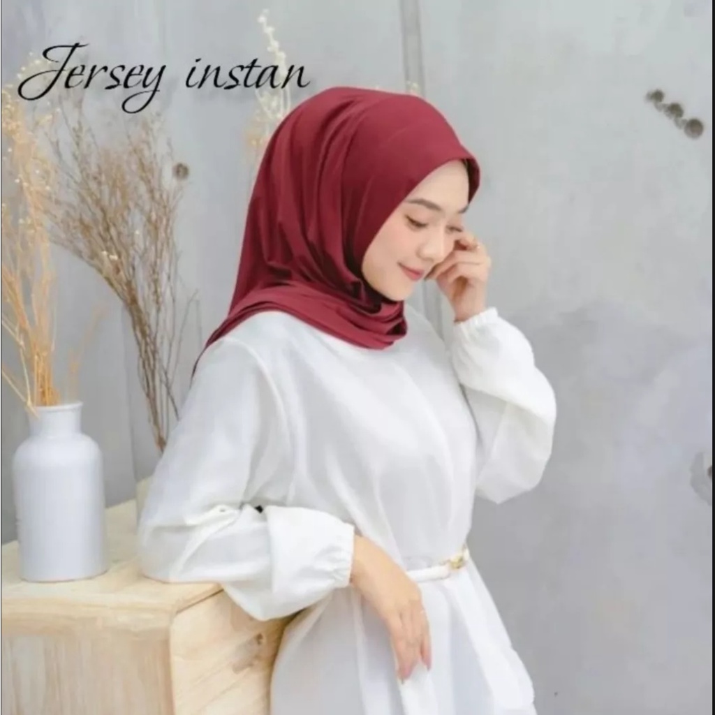 HIJAB SEGITIGA INSTAN OVAL PREMIUM VIQAST JILBAB SEGITIGA JERSEY MALAY KERUDUNG INSTAN SEGITIGA JILBAB INSTAN