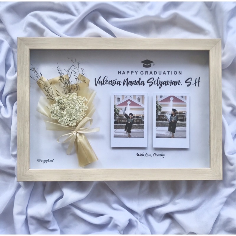 KADO WISUDA / KADO ULTAH / KADO ANNIVERSARY / DRIED FLOWER IN FRAME / FRAME 3D