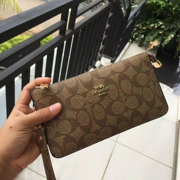 Ready Stock Pouch Coach / Dompet Hp Coach Signature