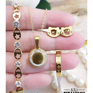 Titanium set perhiasan dewasa 271206