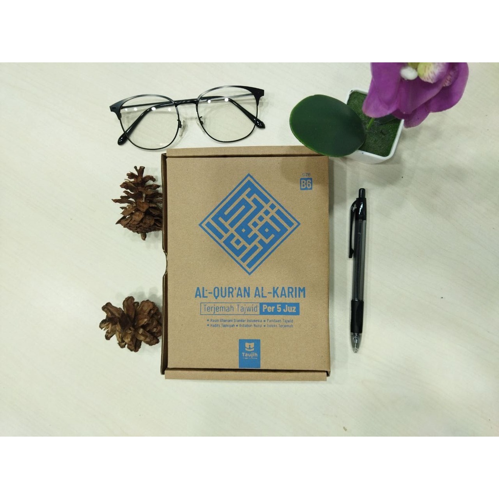 Al-Quran Tajwid &amp; Terjemah Per 5 Juz Taujih Zaduna | uk. B6 (12x17cm) | Bonus Buku Saku &amp; Box