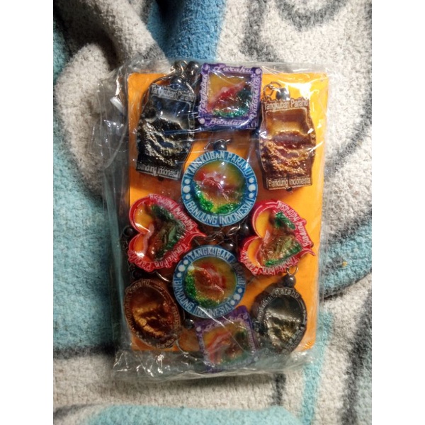 GANTUNGAN KUNCI/SOUVENIR/OLEH-OLEH KHAS BANDUNG