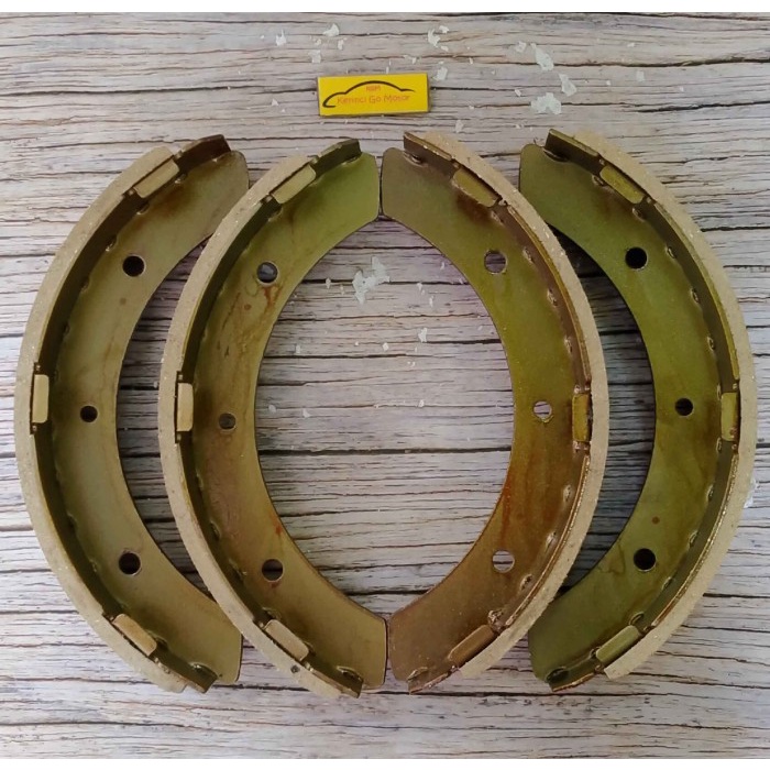 BRAKE SHOE KAMPAS REM DEPAN PS 100 ENGKEL 79-05 FE 111 79-80 KGW K-602