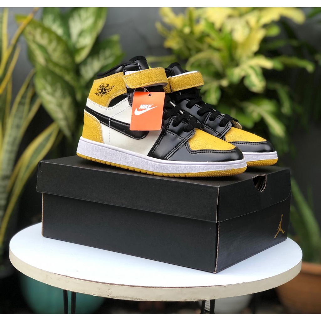 SEPATU ANAK LAKI LAKI NIKE HITAM SIZE 26-35 SEPATU SEKOLAH SD/TK SEPATU JORDAN ANAK PEREMPUAN TERMUR