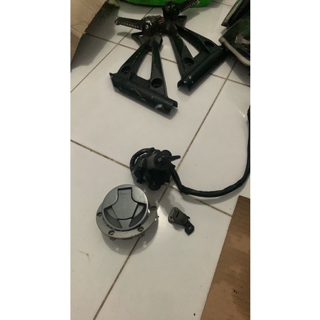 kunci kontak ninja 250 karbu