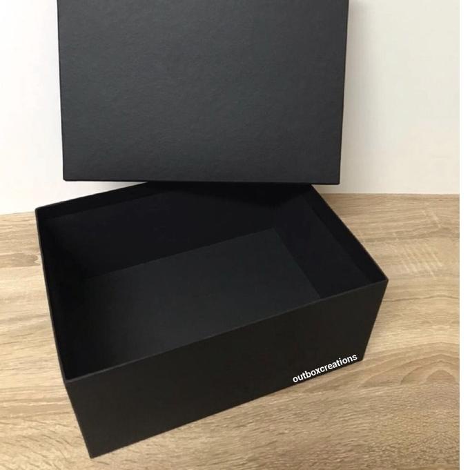 

❀❀ Kotak Box Kado Hitam