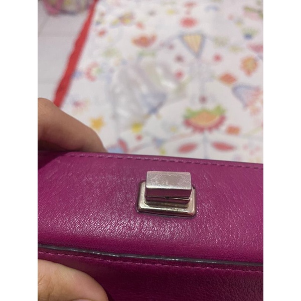 tas sling vera wang Fushia