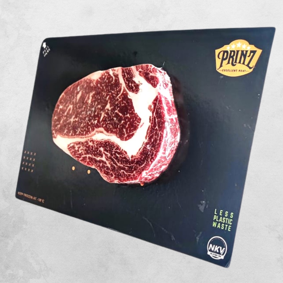 

PRINZ Skin Vacuumed Sumatran Wagyu Beef Ribeye MB6+ 200gr