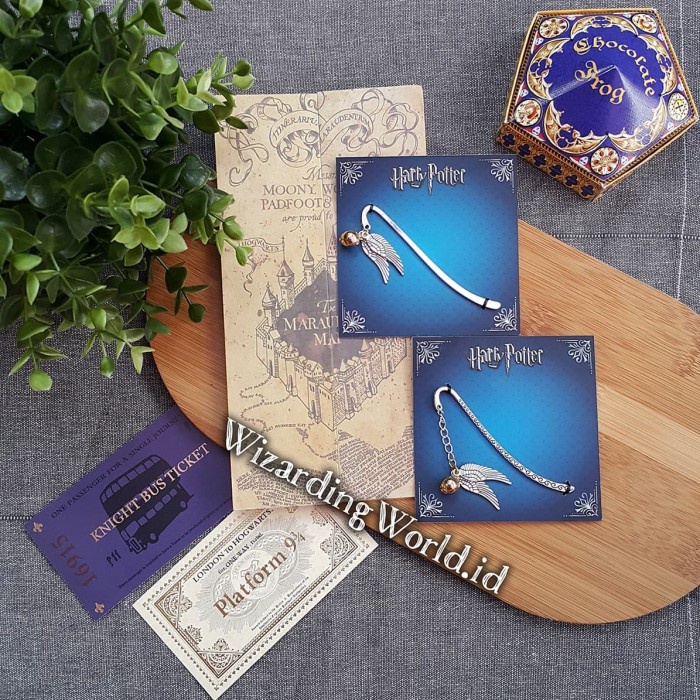 

TERJAMIN Golden Snitch Bookmark Pembatas Buku Harry Potter Code 4396