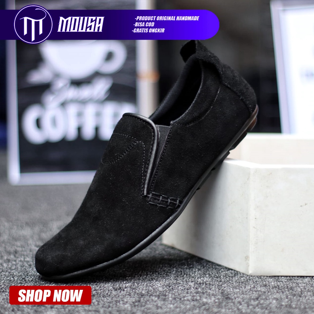 Sepatu Casual Slip On Pantofel Kulit Suede Kerja Pria Hitam Mousa Seya