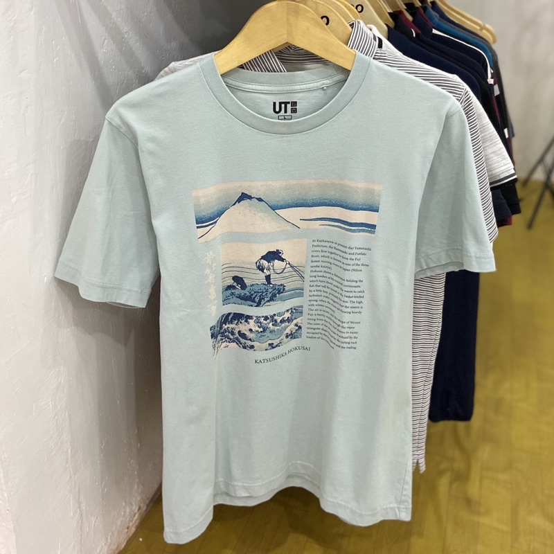 T-SHIRT UNIQLO X MFA SECOND LIKE NEW