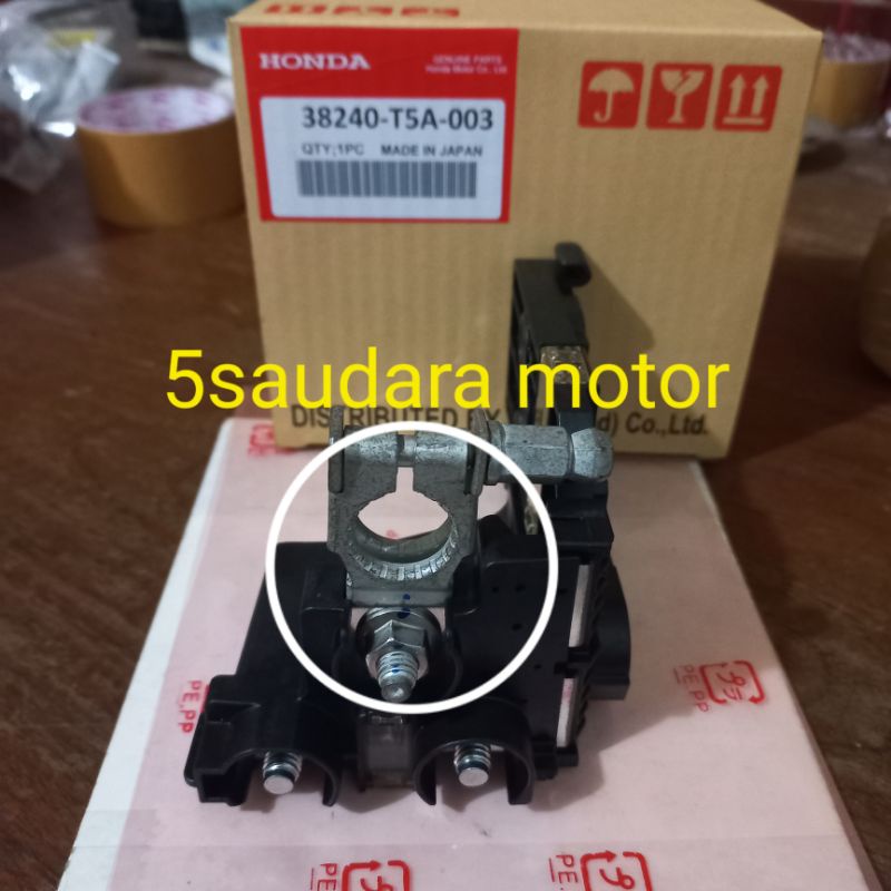 terminal battery aki / sekring kepala aki mobilio/brio/ jazz rs/ brv/ crv /hrv /freed/ city gm2 orig