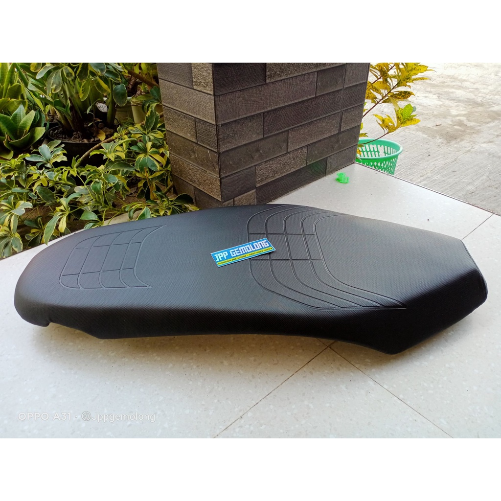 Jok slim Scoopy Karbu Fi New pres hitam polos - Jok motor Scoopy Modifikasi tipis - Jok slim Scoopy 