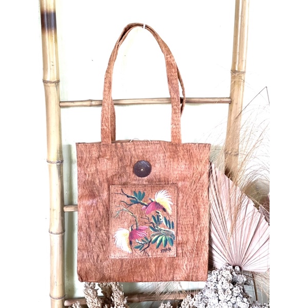 Tote kulit kayu lukis