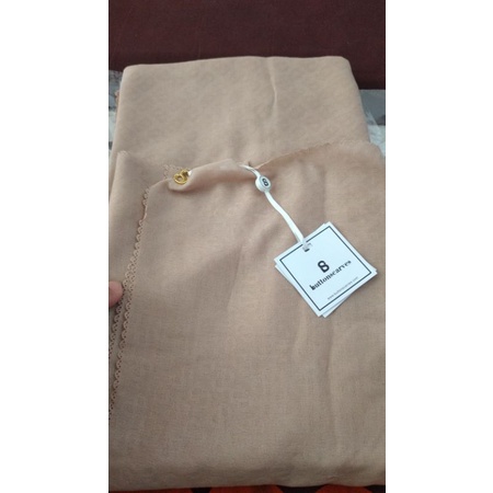 Buttonscarves as is item Tapis Embos warna peanut kalem soft SOLD JANGAN DI CEKOUT