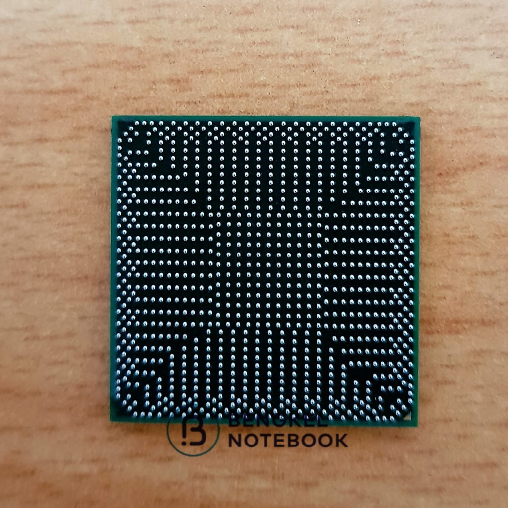 Chipset INTEL BD82HM75 SLJ8F REBALL