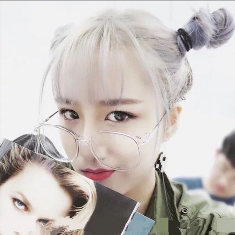 (YUZHU) Kacamata Bingkai Transparan Fashion Korea Wanita INS Gaya Klasik Perlindungan Radiasi Eyeglasses