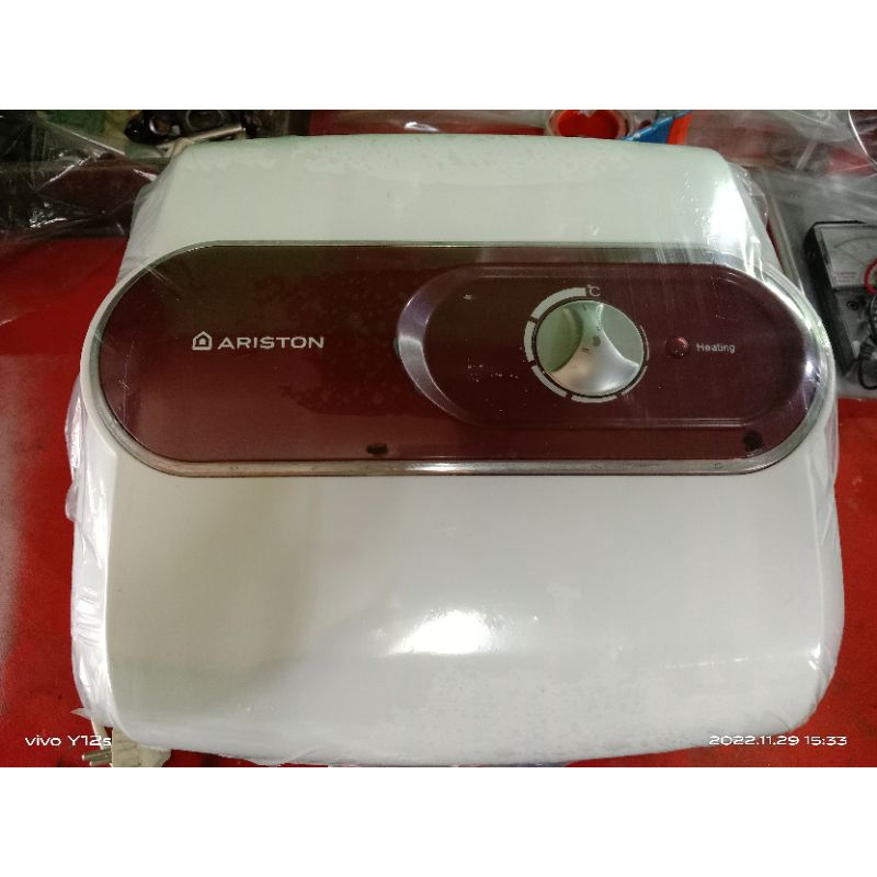 Water heater Ariston 10 liter