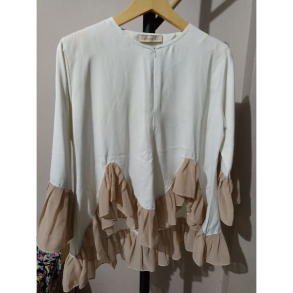 Abinaya Blouse putih muslim (Preloved)