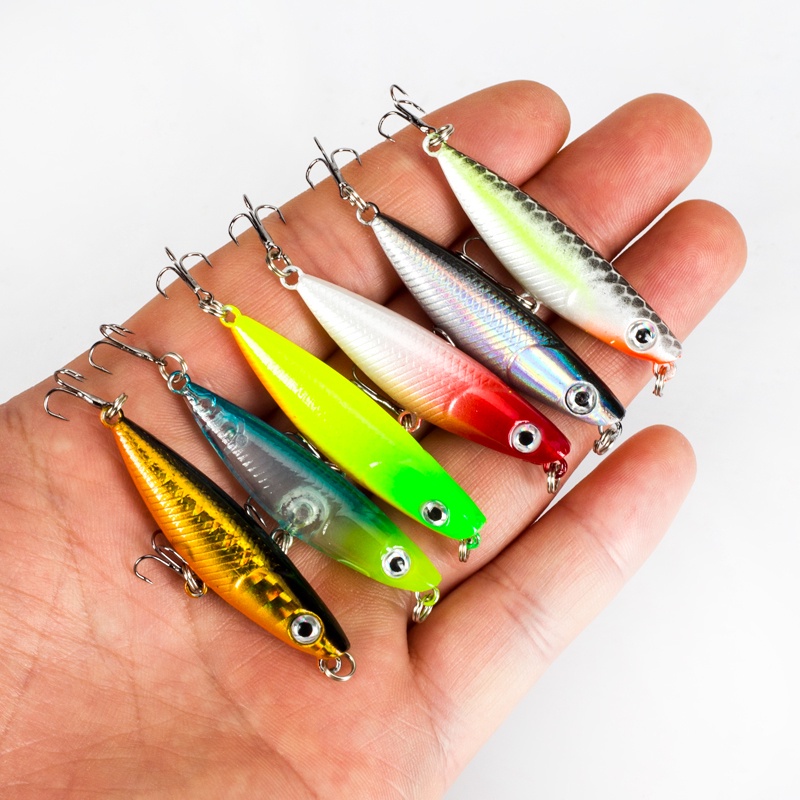 6warna Umpan Pancing 1PCS 4.5cm/2g Mini Ikan Kecil Lure Top Water Lure Mengambang 2treble Hook Buzz Bait Lure Untuk Ikan Kecil Bass