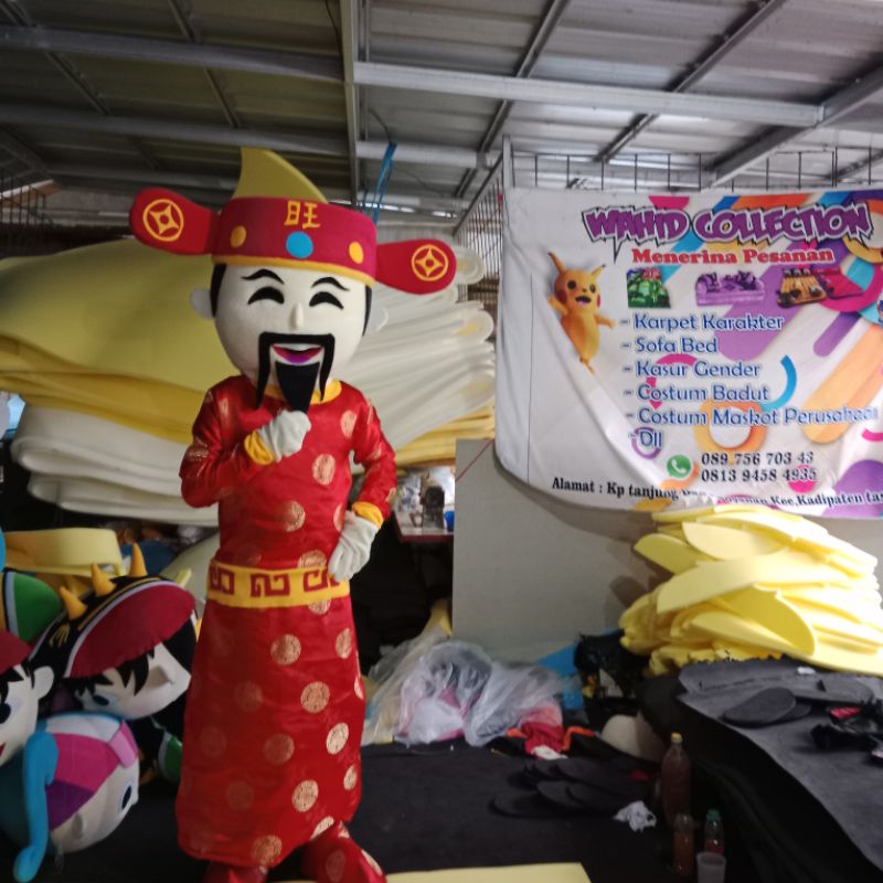 kostum badut kakek china merah