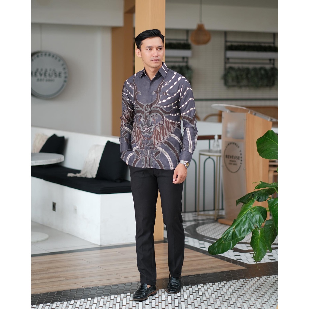 AZKANA BATIK -  KEMEJA PRIA LENGAN PANJANG SIZE M L XL ATASAN BAJU PRIA CASUAL BATIK KAMPUS MODERN TERBARU 2023 SRAGAM KEMEJA KANTOR TERMURAH