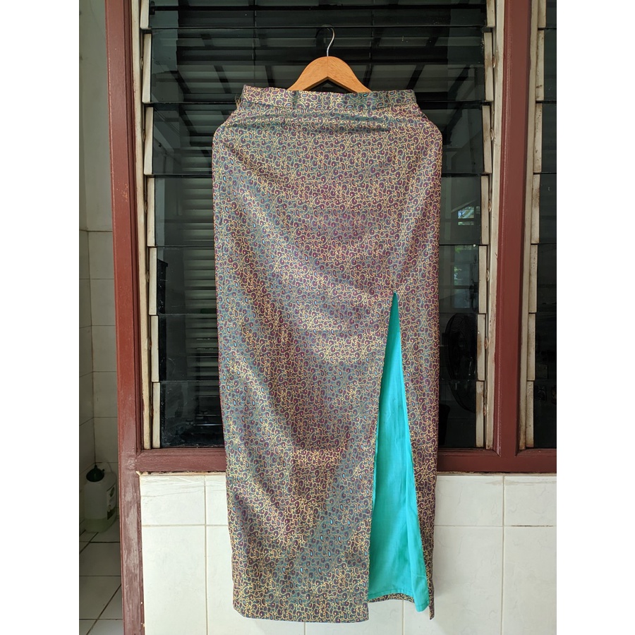 Preloved Rok Span Panjang Tosca size S