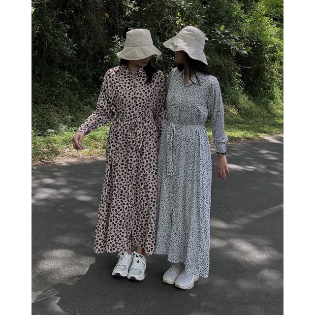 LILY BUTTON DRESS