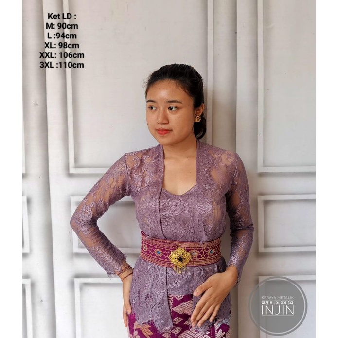 Kebaya Brokat Metalik Tangan Panjang