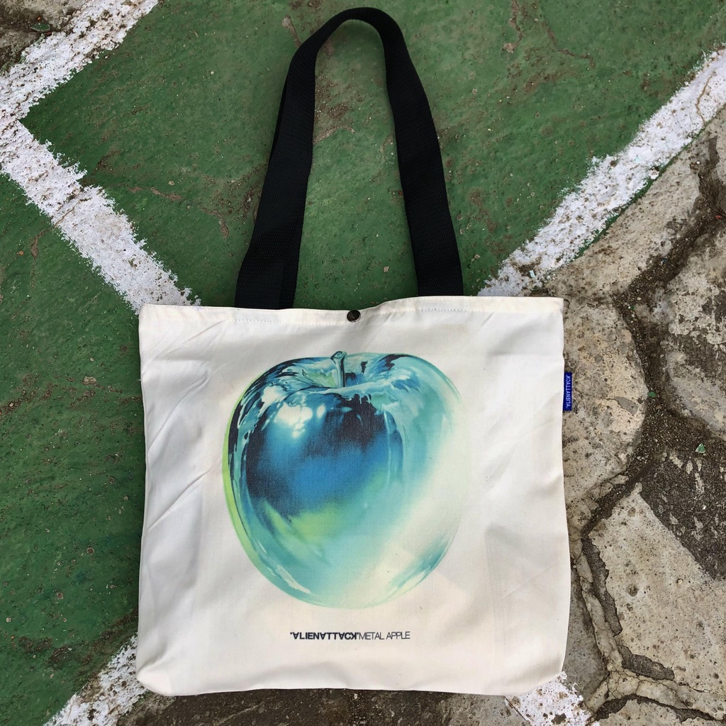 Tas Tote Bag - Alien Attack Apple