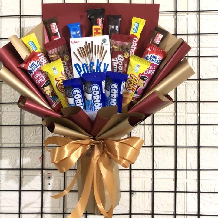 

ready bucket snack wisuda graduation/kado wisuda/hadiah ulang tahun/kado sidang