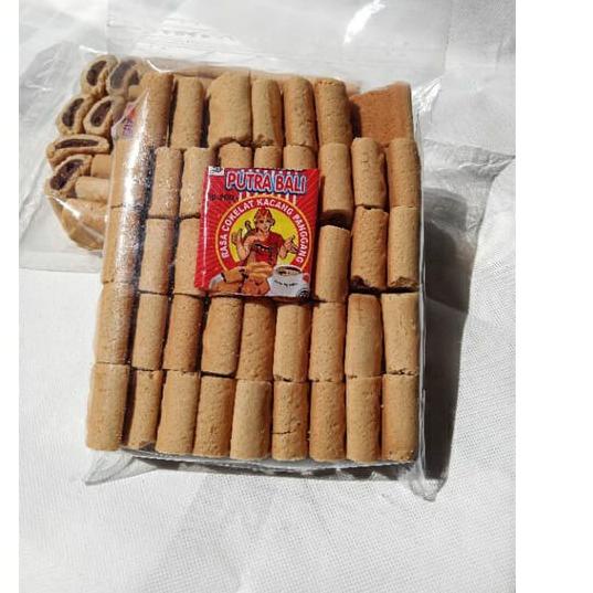 

ザ SNACK KILOAN PIA PUTRA BALI 400 GRAM ボ