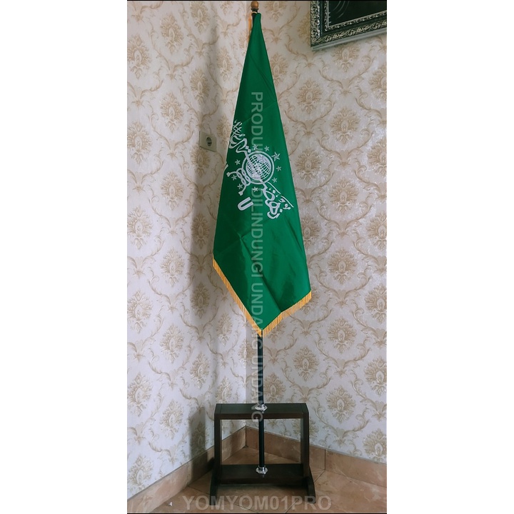 

Paket Pataka 1 lubang + tiang + Bendera Nahdlatul Ulama/NU
