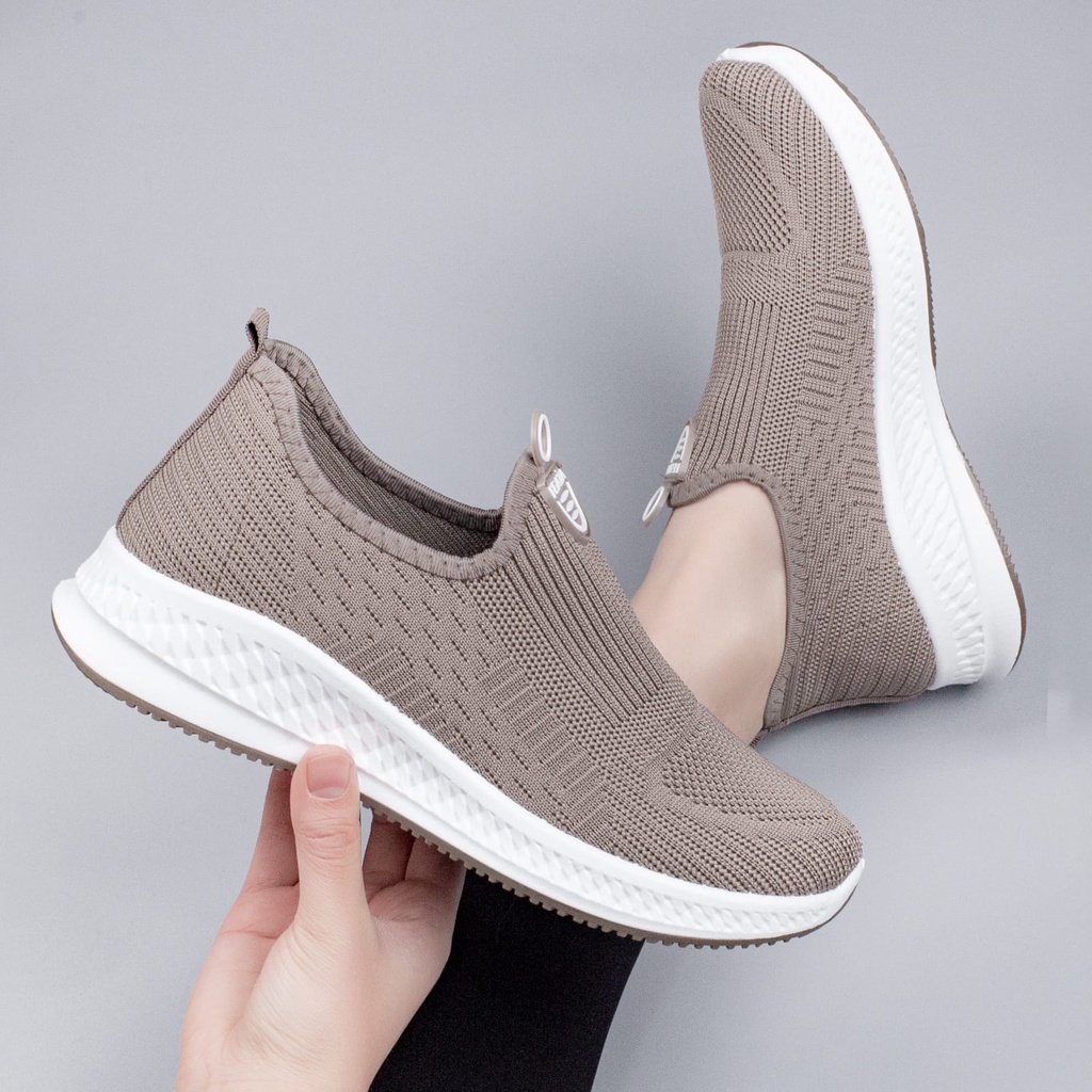 Sepatu Slip On Terbaru Sneakers Wanita Import Tanpa Tali Fashion Korea Casual Sport Shoes A033