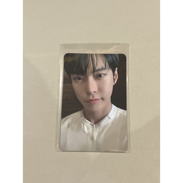 photocard doyoung neozone kinho (doyoung jumat'an)