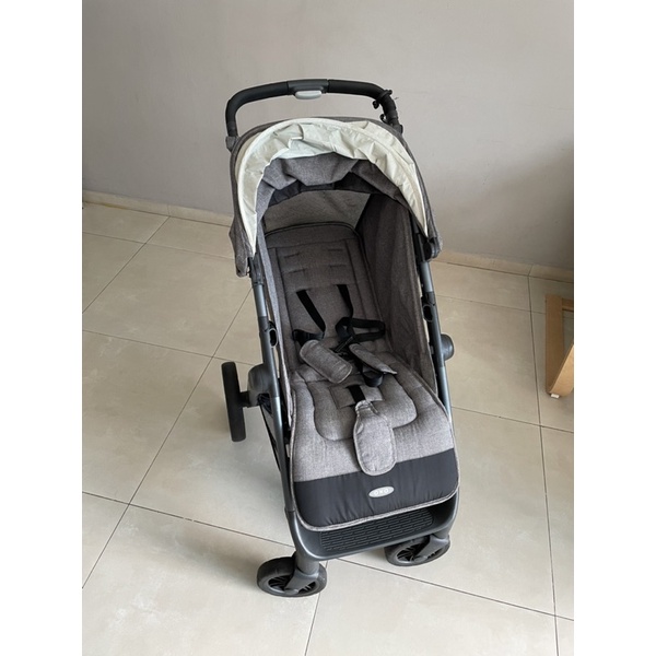 OXO tot cubby plus stroller (US) in charcoal grey PRELOVED