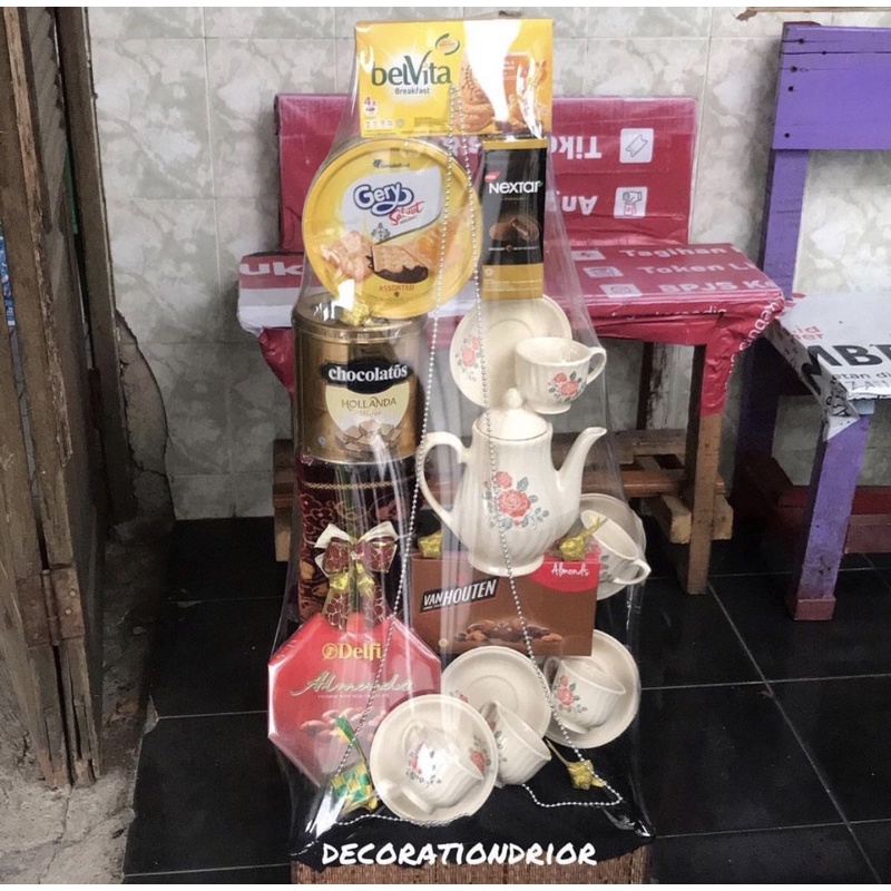 

PARCEL PECAH BELAH SNACK SAJADAH