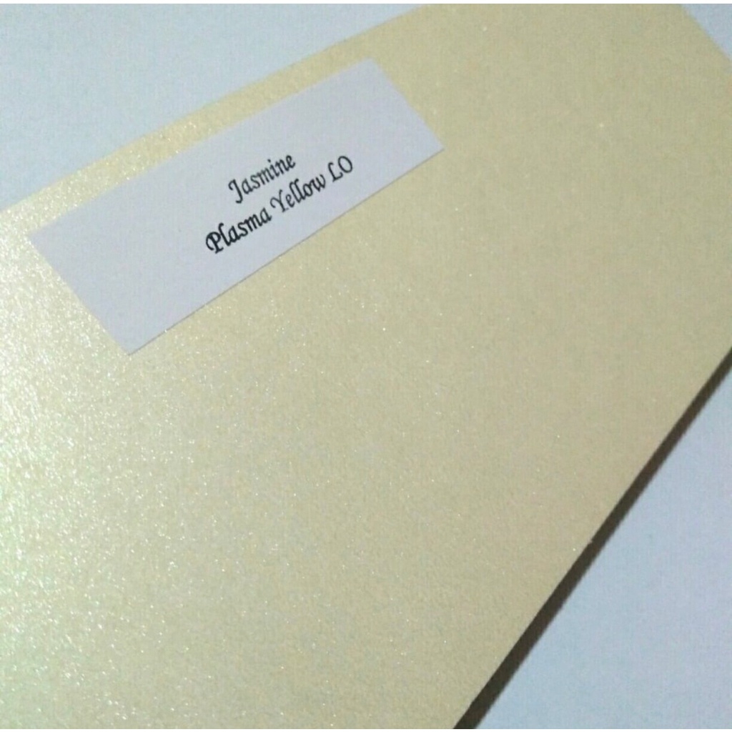 

( 50 Lembar ) Kertas Undangan / Karton Jasmine Yellow 200 Gsm A4 21 Cm X 29.7 Cm