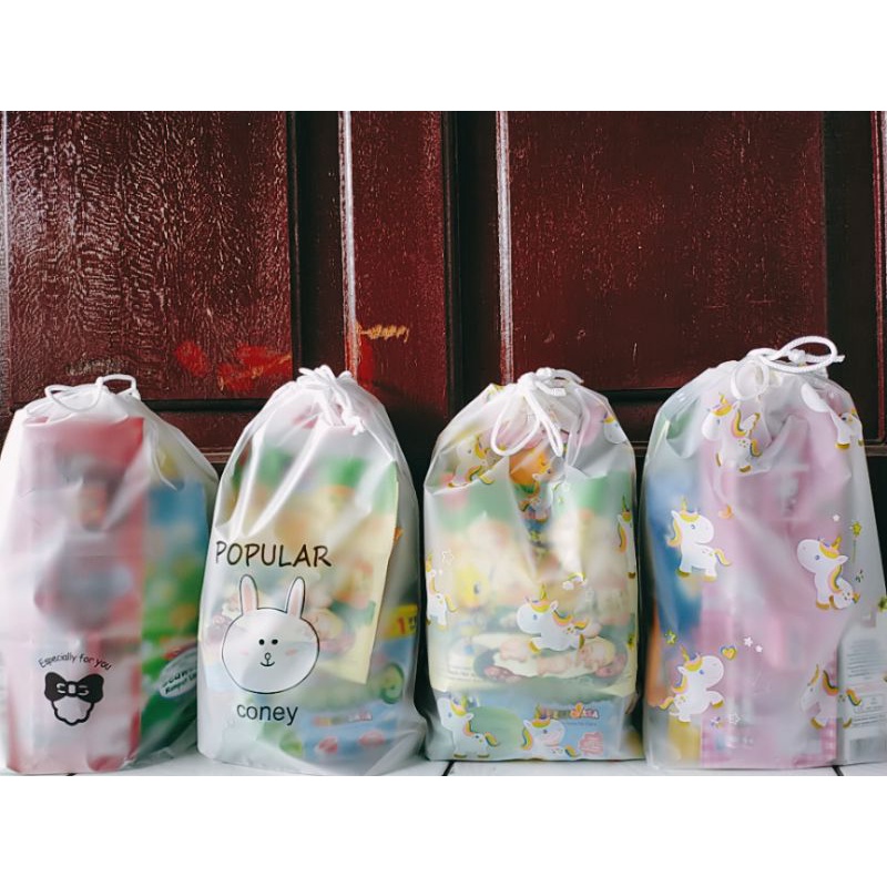 

PAKET SNACK ULTAH GEMOY POUCH SERUT