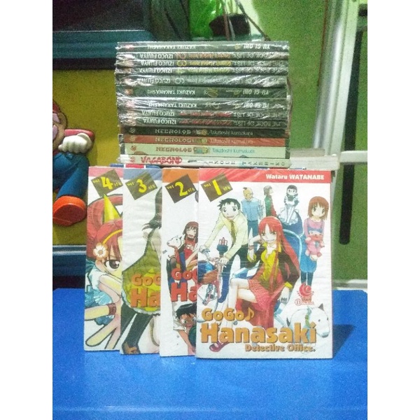 Komik set GoGo Hanasaki detective office