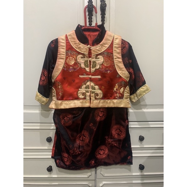 Preloved cheongsam classic