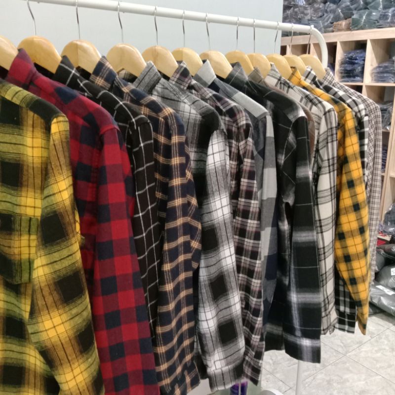 kemeja flanel pria lengan panjang kerah kancing v neck bahan tebal bestseller