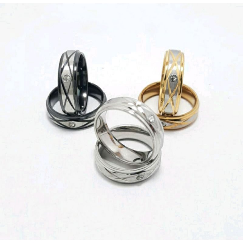 Cincin titanium pria wanita / cincin nikah cincin pasangan / cincin couple tidak karat &amp; tidak luntur