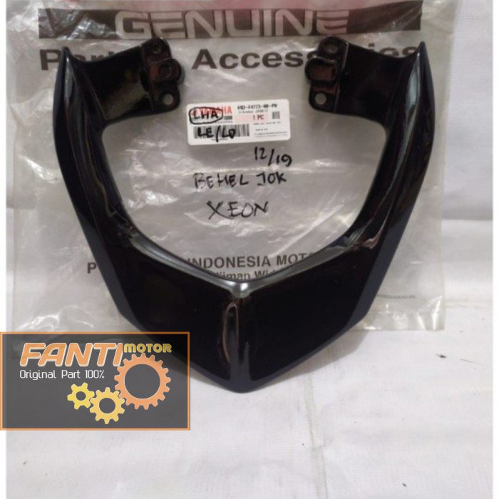 BEGEL BEHEL SADEL JOK HITAM XEON KARBU RC GT 125 PART ORIGINAL YAMAHA