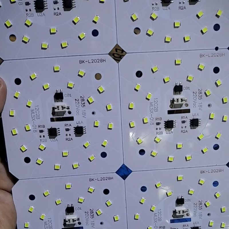 lampu LED pcb almini lgsg AC ,18 watt
