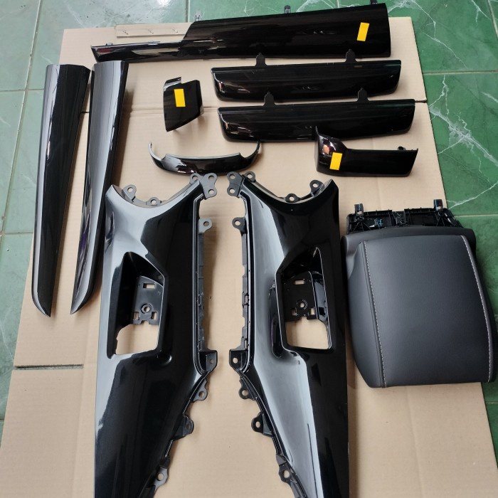 PANEL WOOD INNOVA REBORN SET