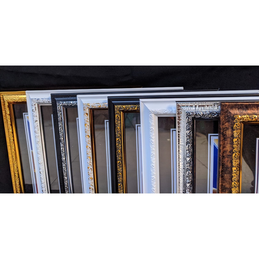 Bingkai/pigura foto motif ukir ukuran 10R (25x30cm)