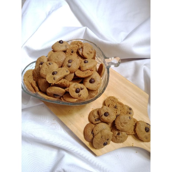 

CHOCO Chips COOKIES Renyah