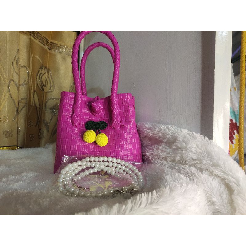 Tas mini Cherry (include tali panjang mutiara 100cm)