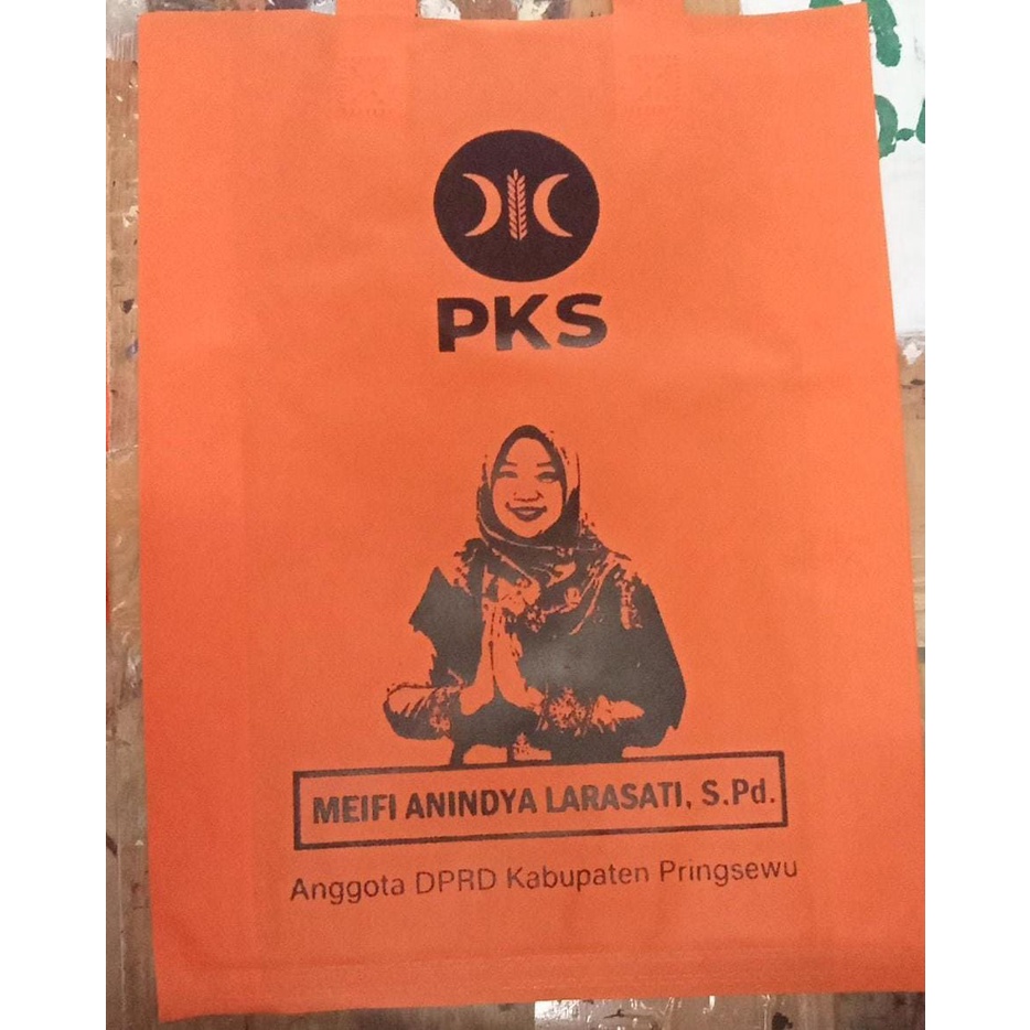 Jasa Sablon Utk Goodie Bag 1 SISI + 1 WARNA berbagai ukuran dari size 20x26 - 38x45 (tali/oval)